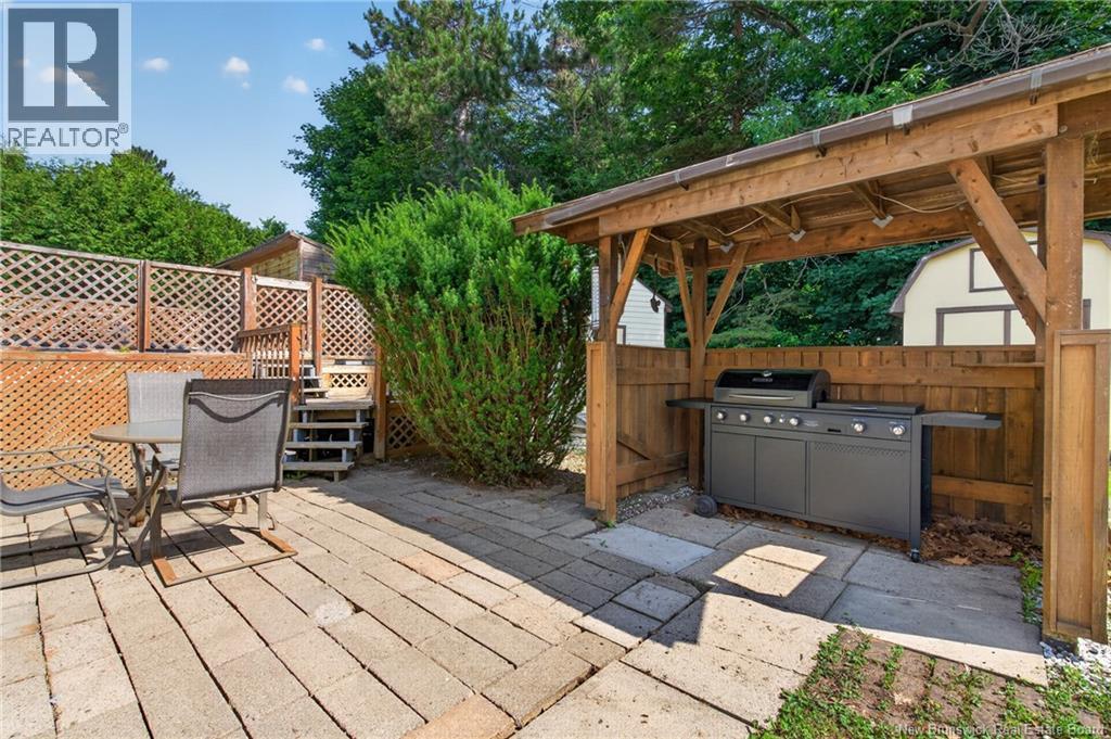 739 Athlone Street - 33