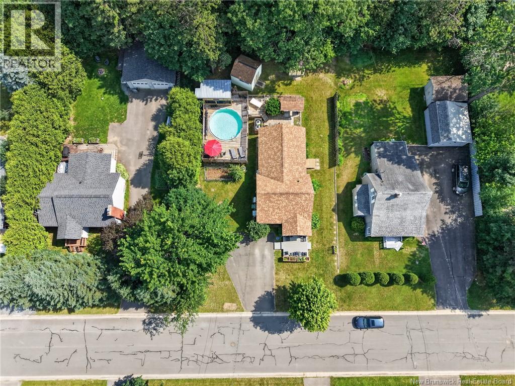 739 Athlone Street - 34
