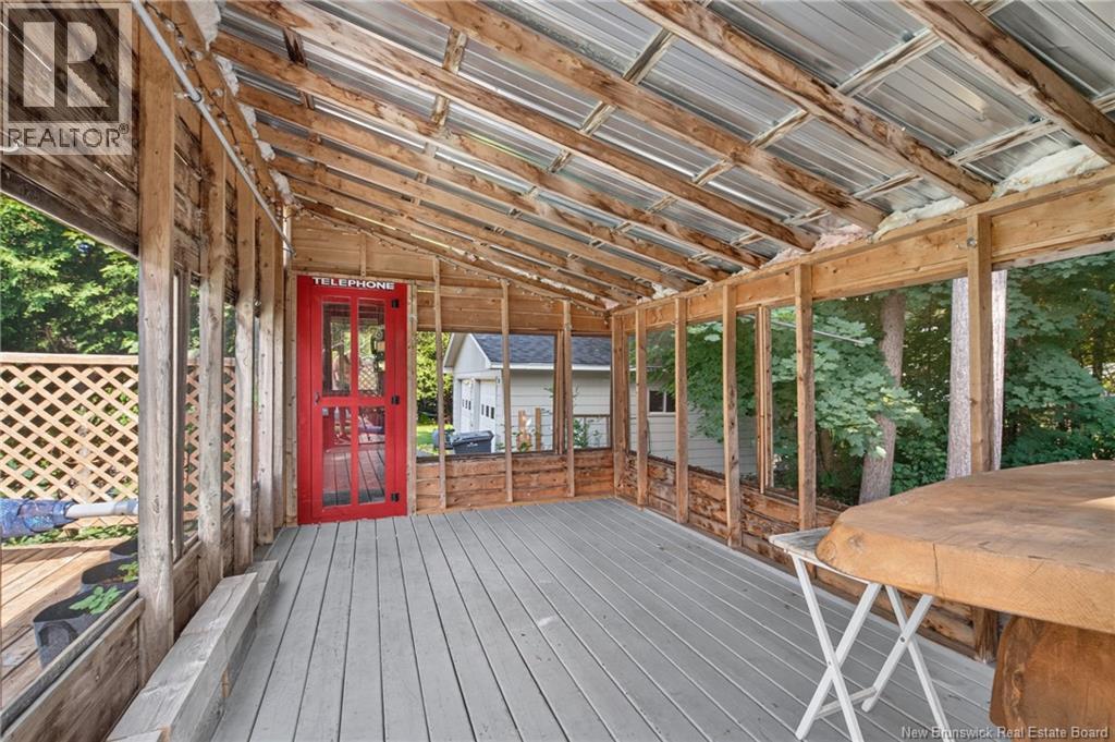 739 Athlone Street - 37