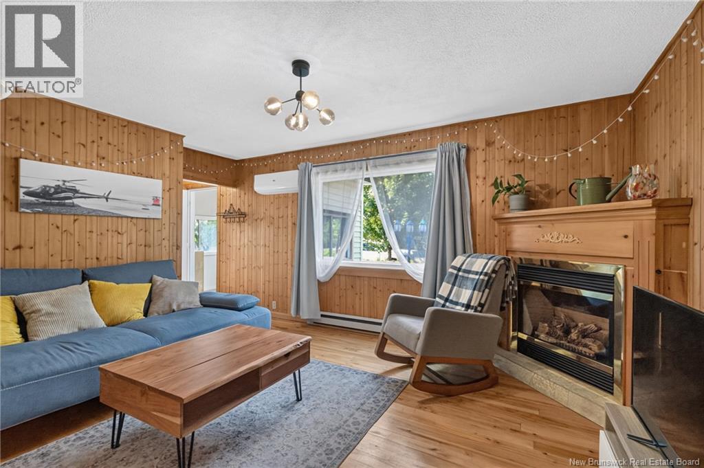 739 Athlone Street - 9