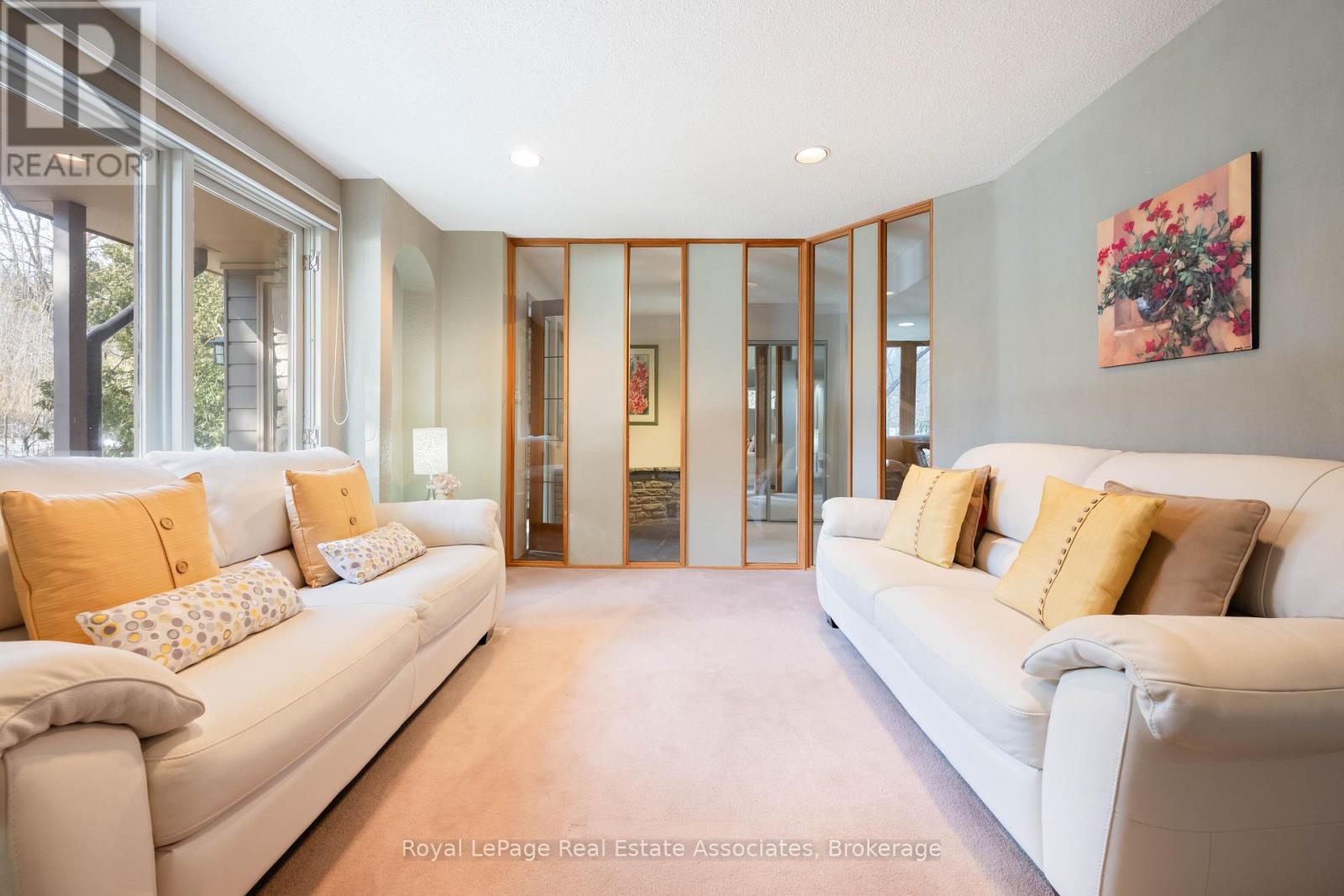 8 ANN STREET - 11