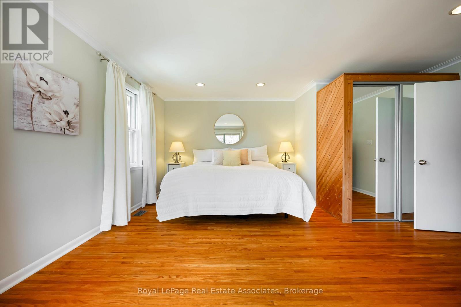 8 ANN STREET - 15