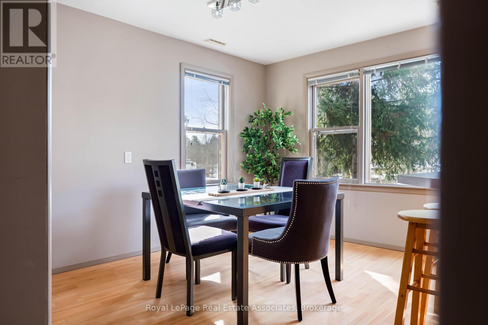8 ANN STREET - 6