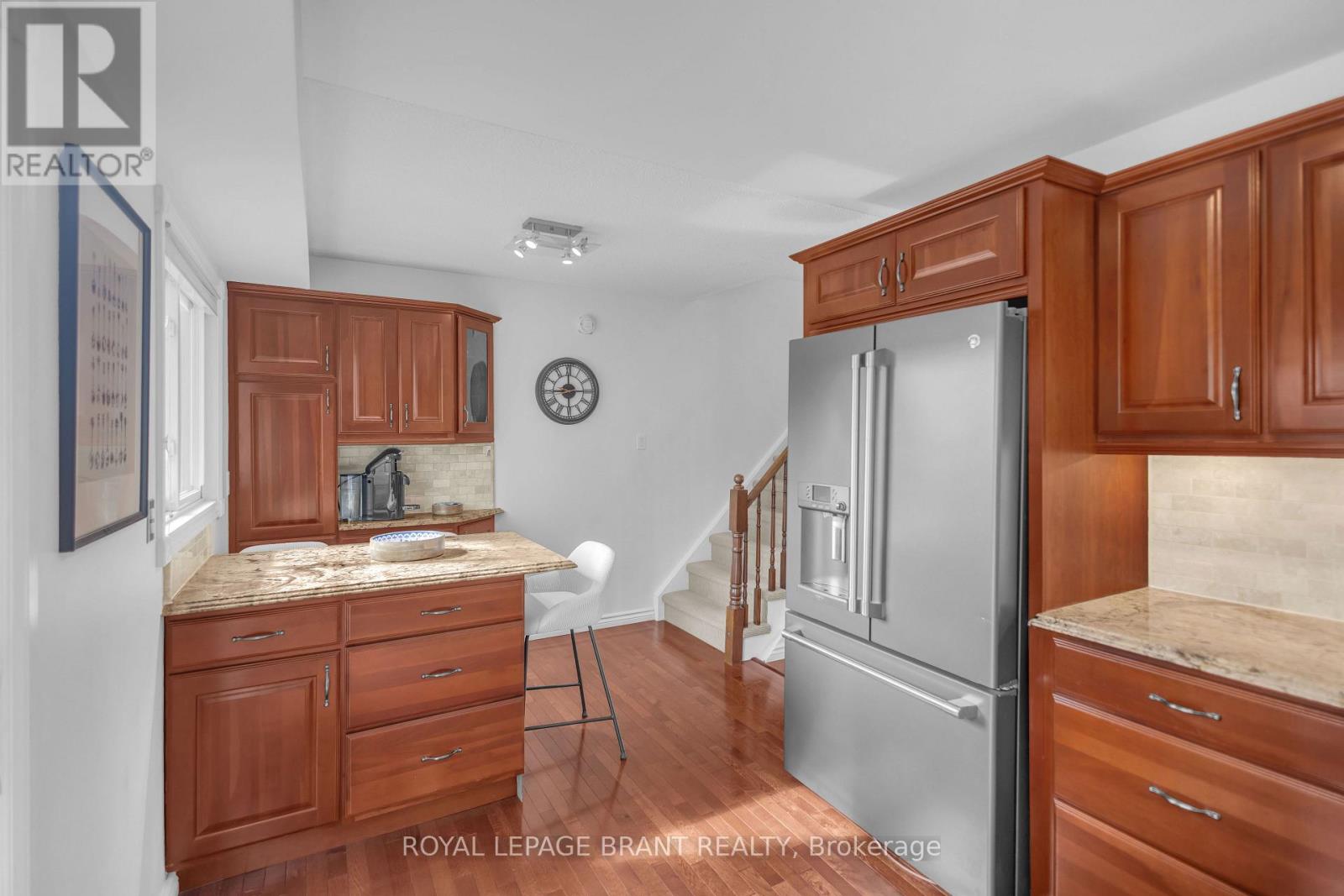 #22 1155 PARAMOUNT DRIVE - Image 16