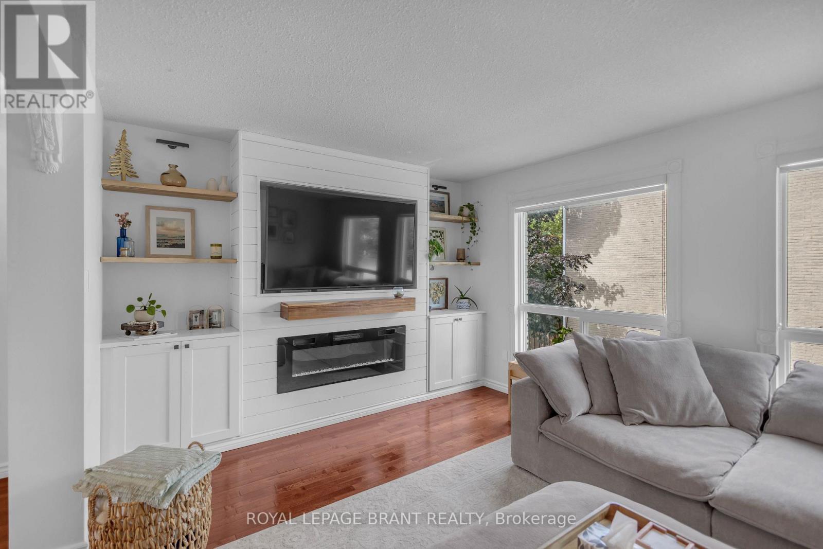 #22 1155 PARAMOUNT DRIVE - Image 7