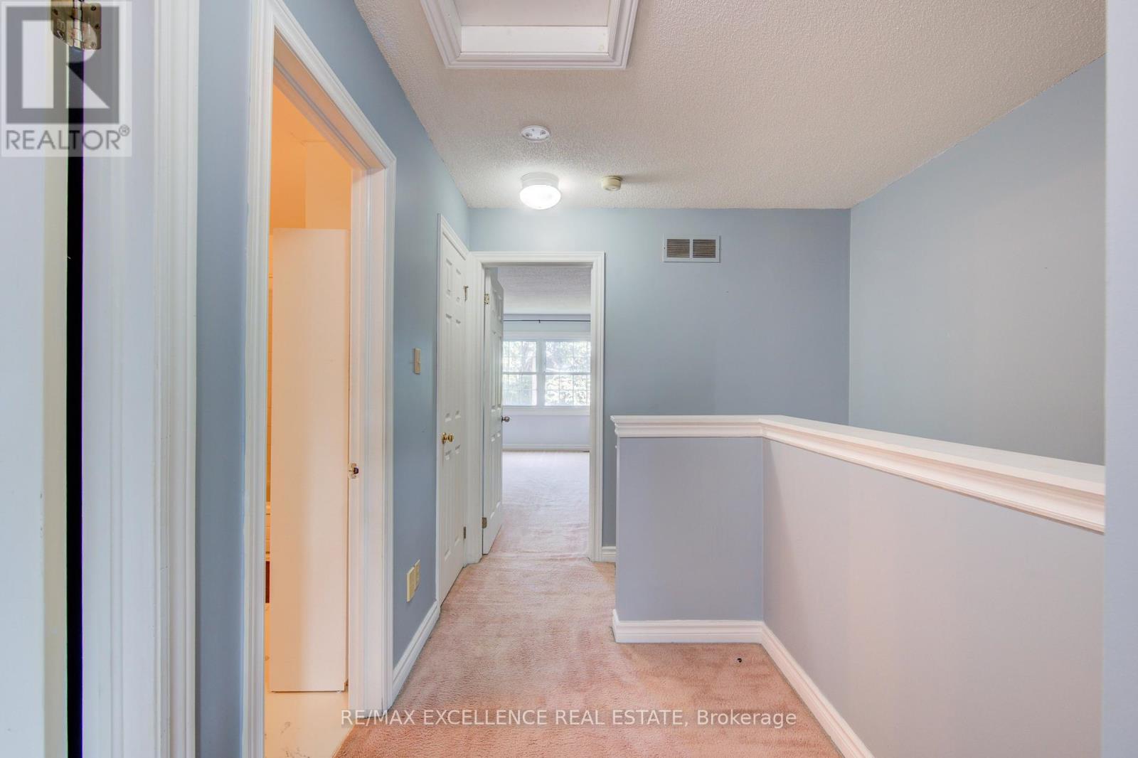 #7 1570 RICHMOND STREET - 14