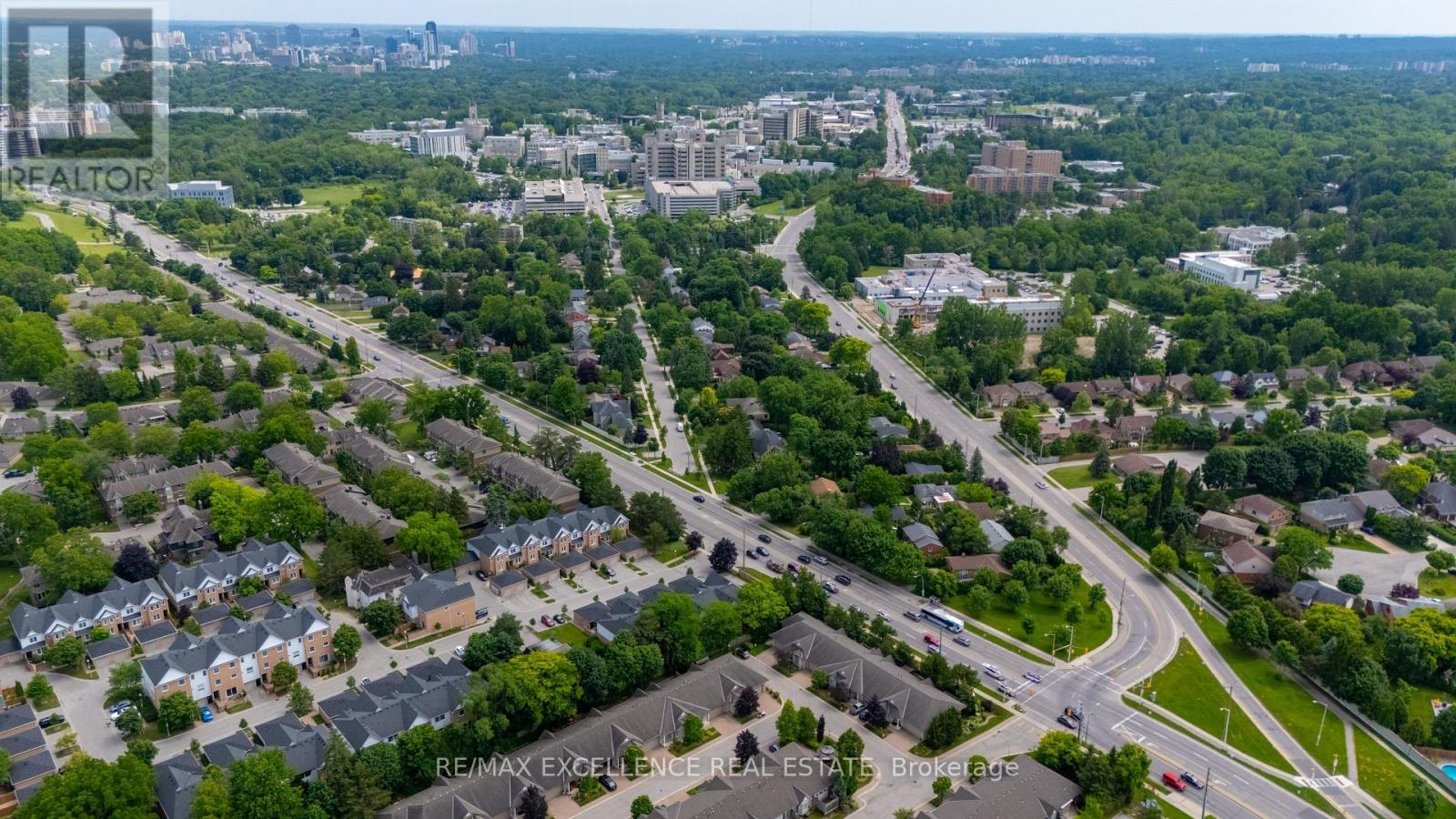 #7 1570 RICHMOND STREET - 35