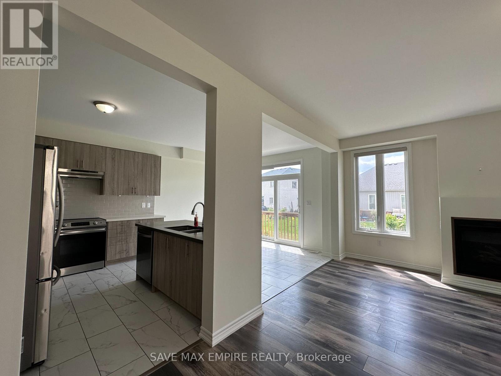 1499 MARINA DRIVE - 10