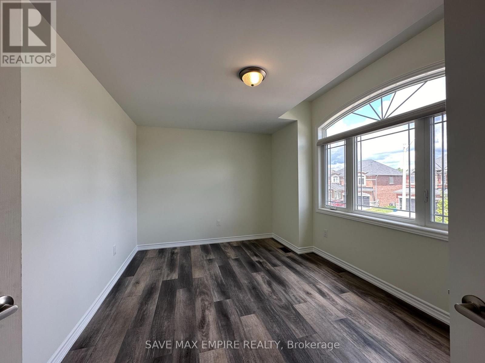 1499 MARINA DRIVE - 34