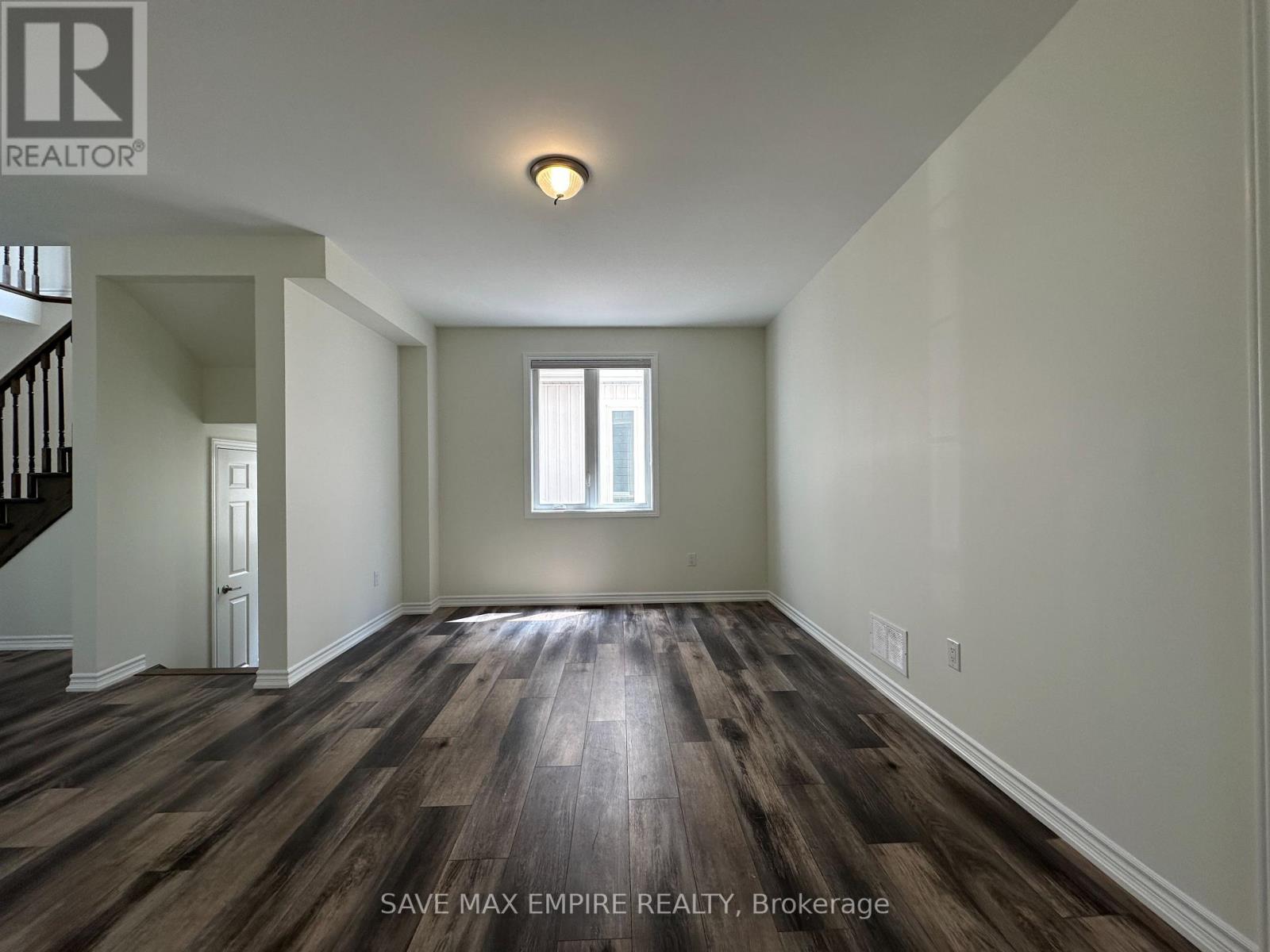 1499 MARINA DRIVE - 7