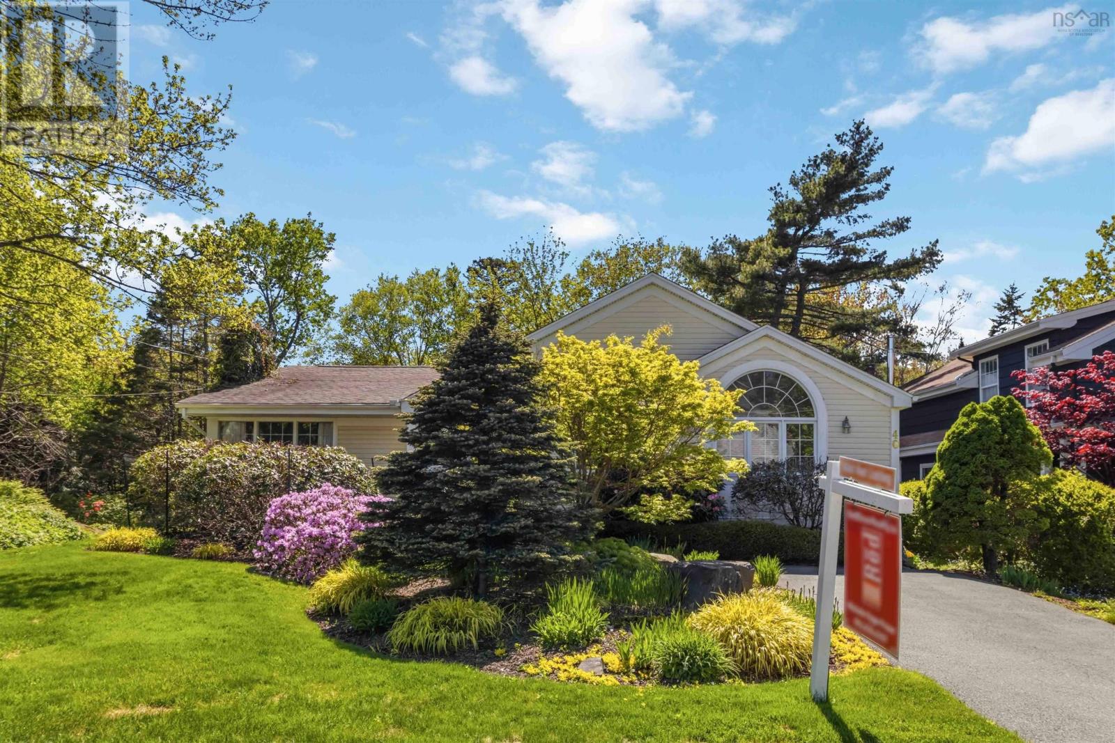 40 Wedgewood Avenue - 1