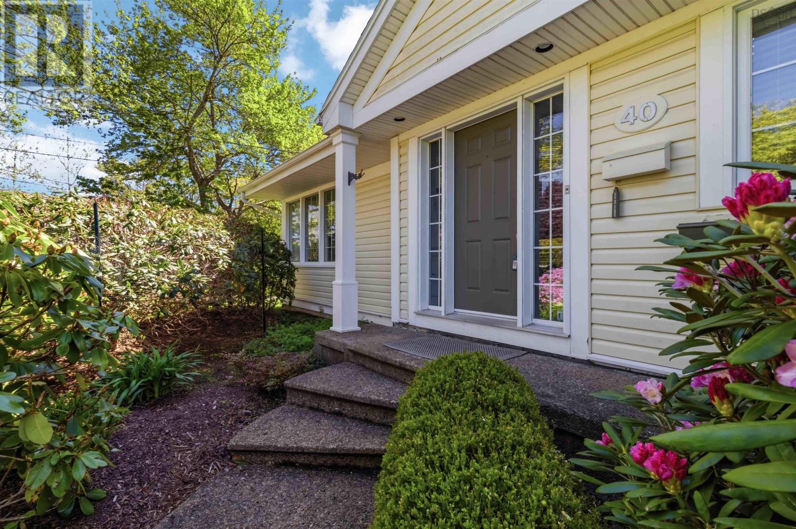 40 Wedgewood Avenue - 4