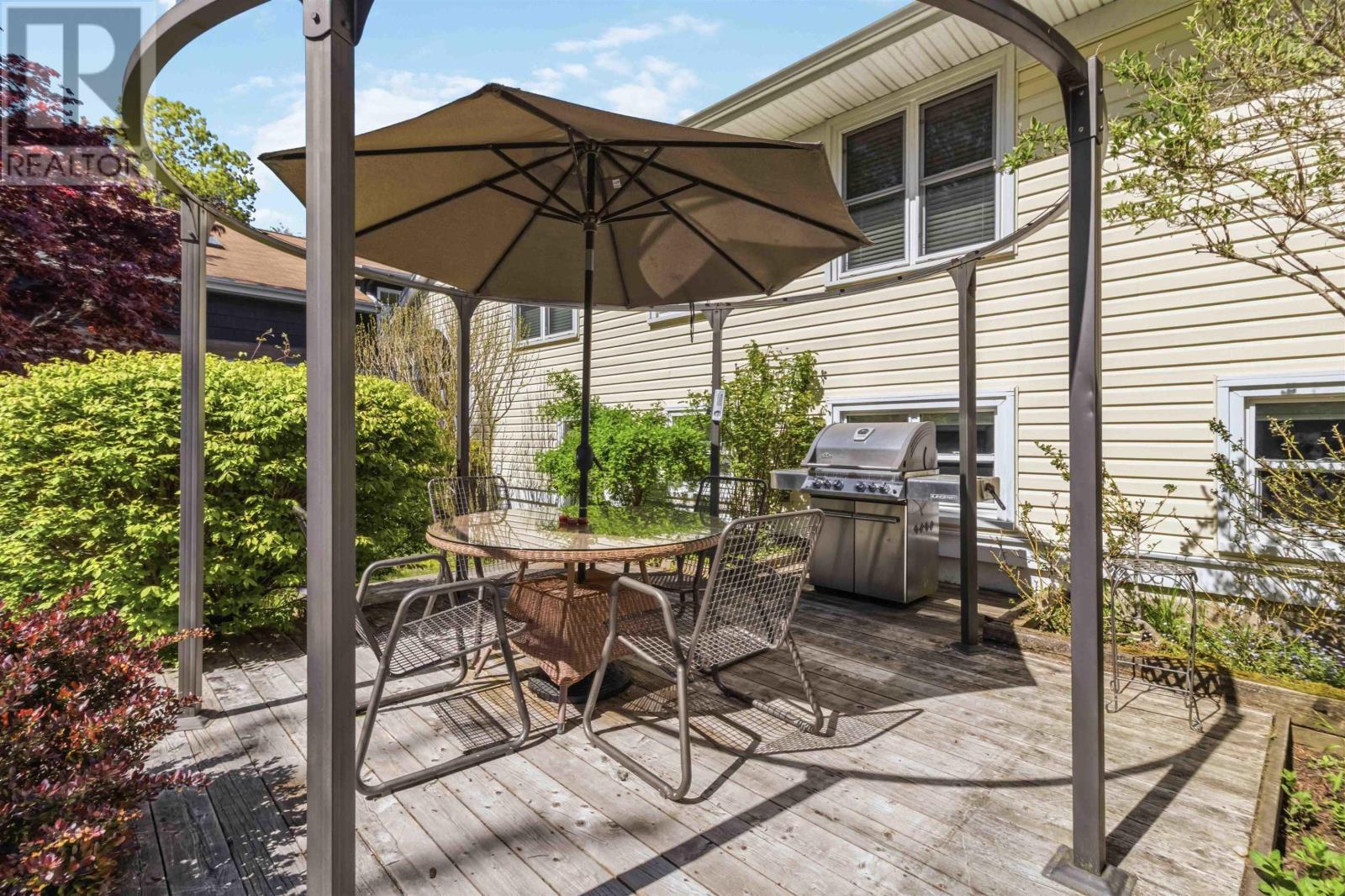 40 Wedgewood Avenue - 41