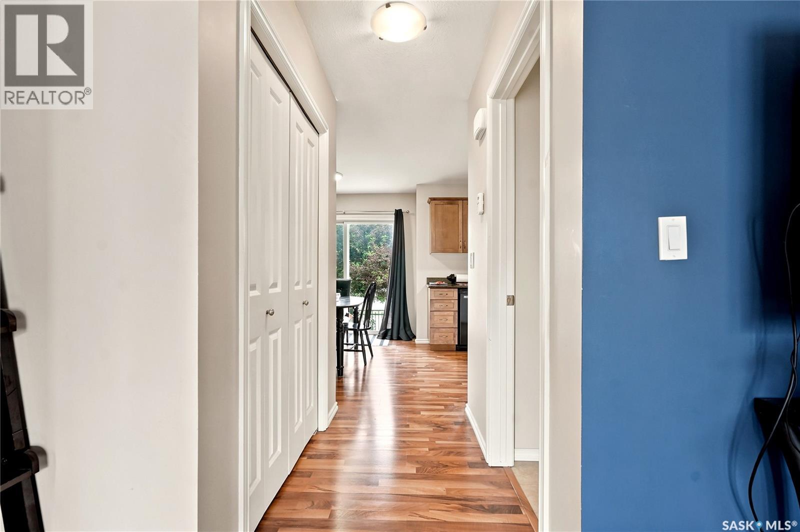 #106 415 Lynd CRESCENT - 7