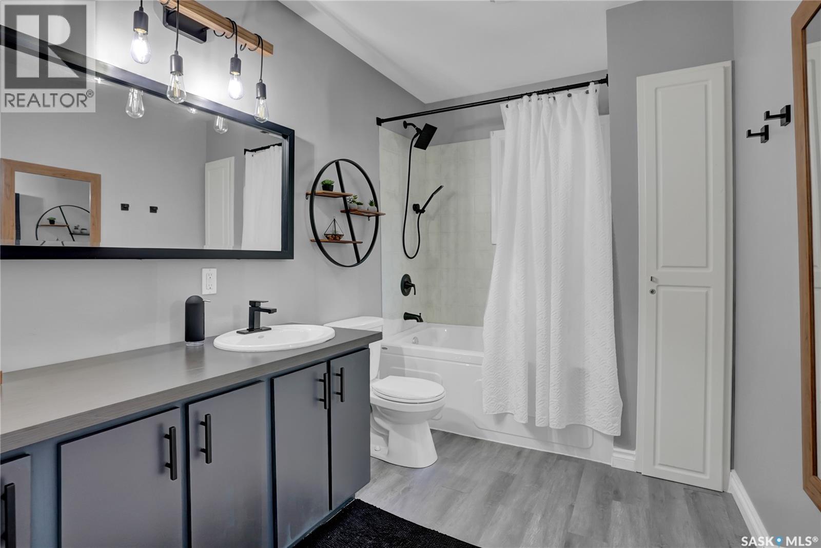 28 Alice CRESCENT - 13