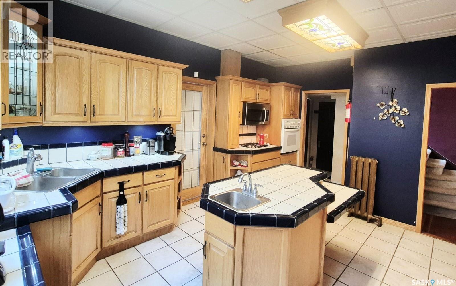 313 19th STREET W - Image 23