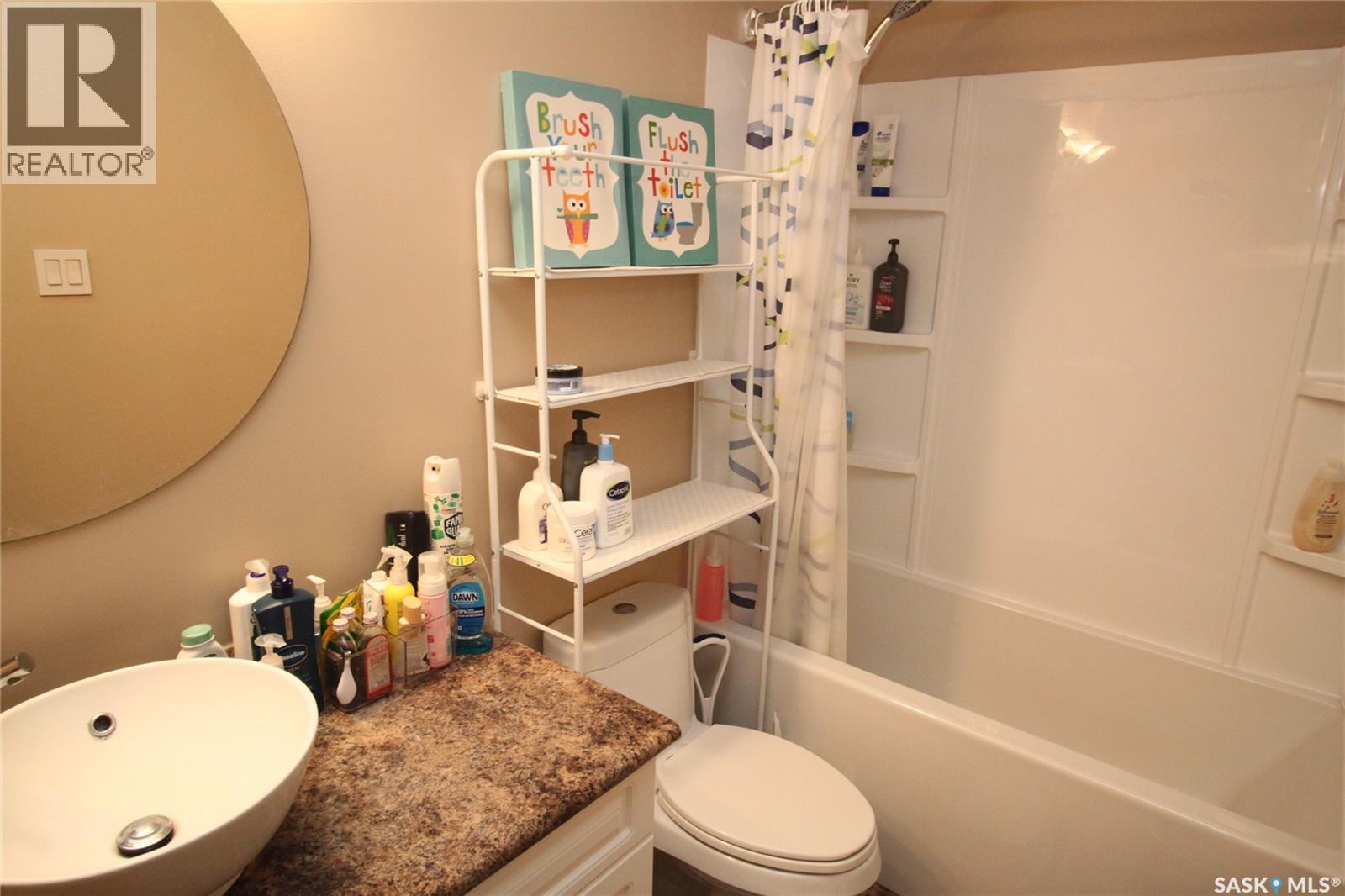 #116 207C Tait PLACE - Image 7