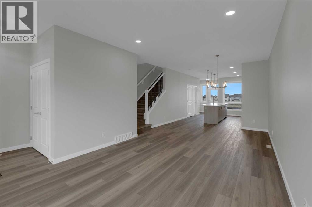 2022 Cobblebrook Crescent SW - 6