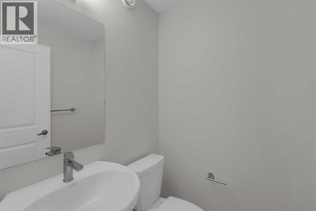 2022 Cobblebrook Crescent SW - 15