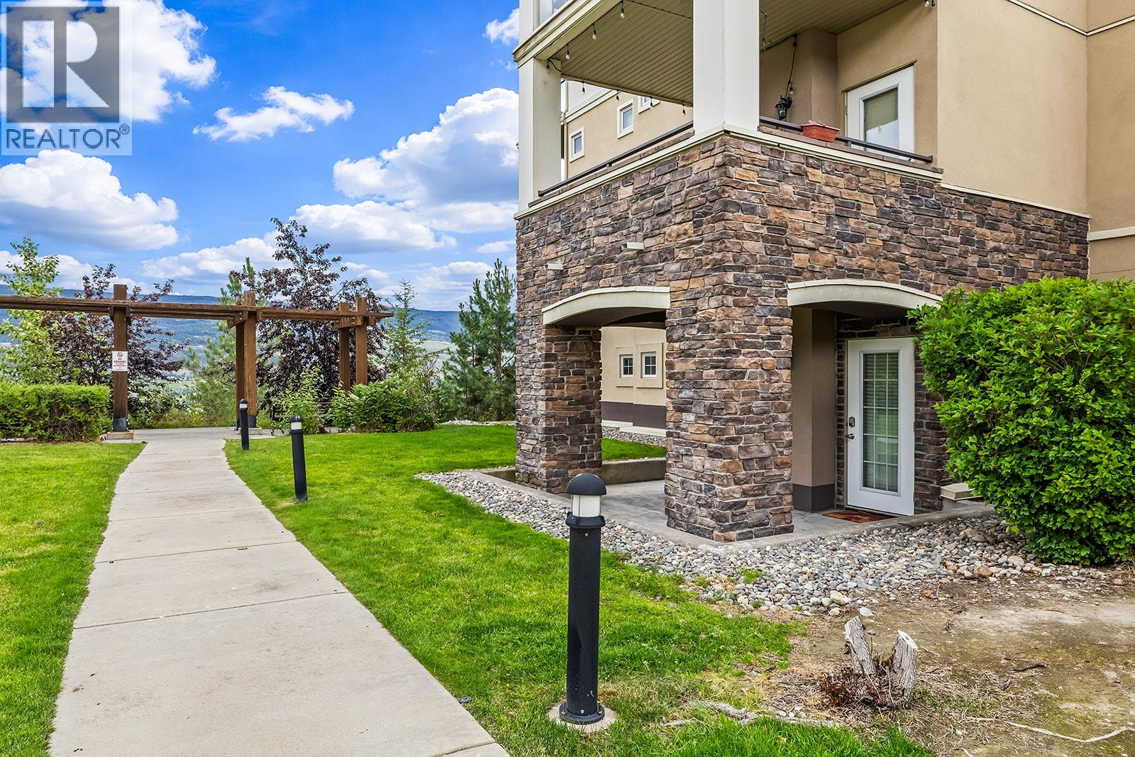 #2221 1873 Country Club Drive - Image 34