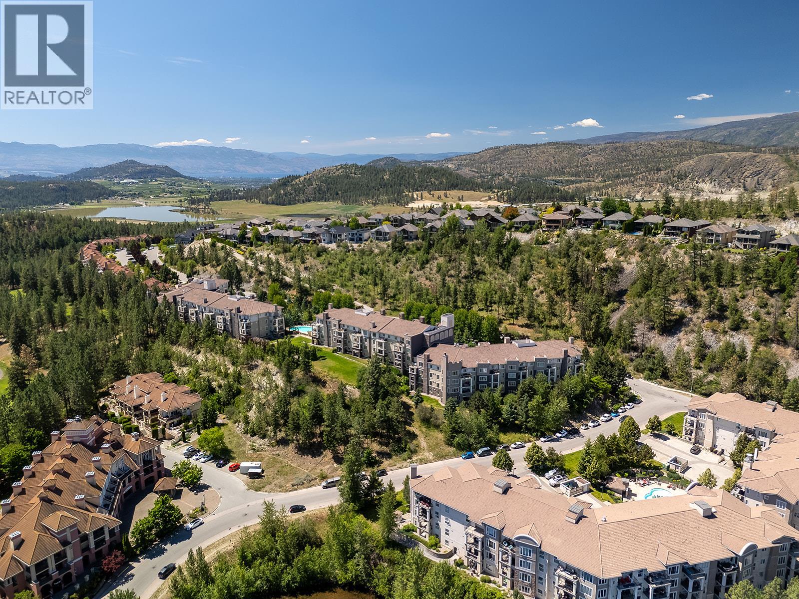 #2221 1873 Country Club Drive - Image 45