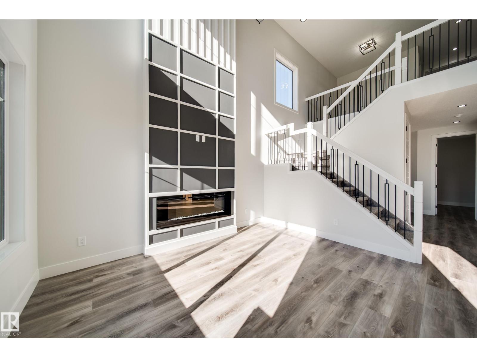 8515 183 AV NW - 12