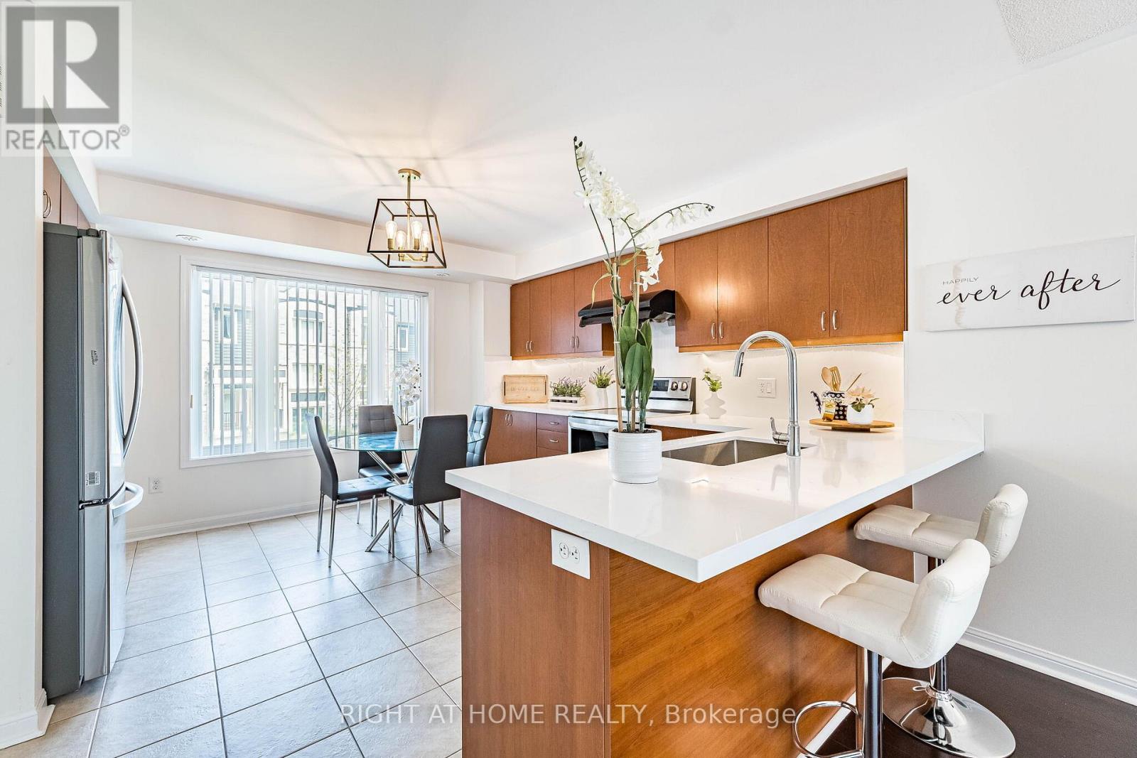 #73 5650 WINSTON CHURCHILL BOULEVARD W - 8