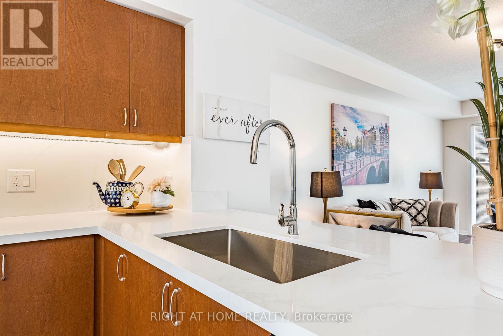 #73 5650 WINSTON CHURCHILL BOULEVARD W - 11