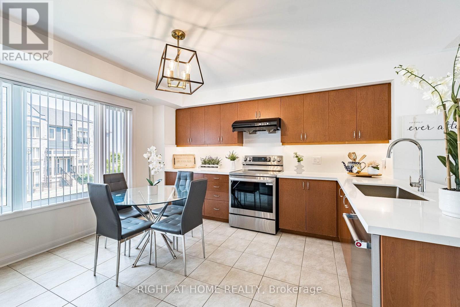 #73 5650 WINSTON CHURCHILL BOULEVARD W - 7