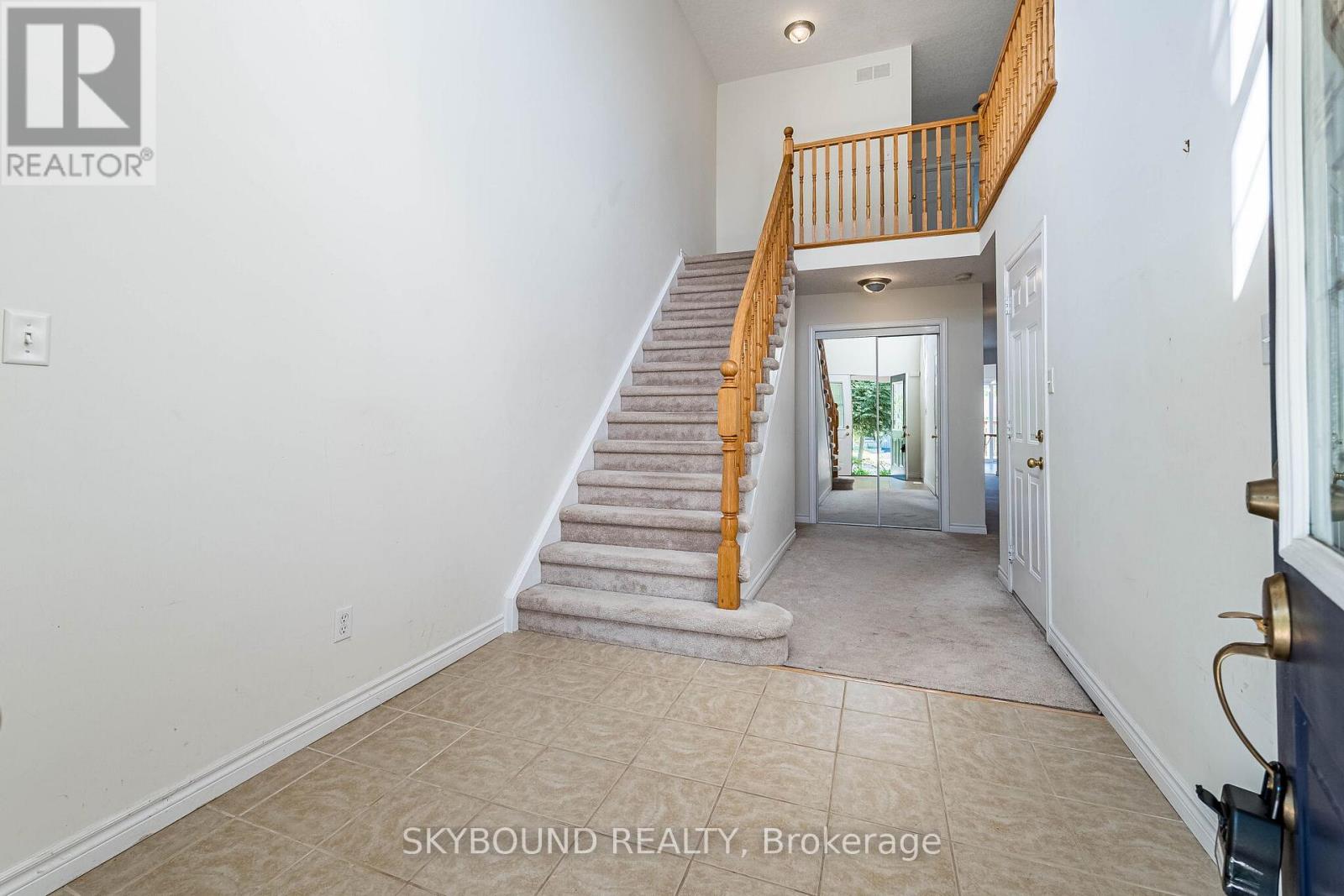 735 KARLSFELD ROAD — photo 3