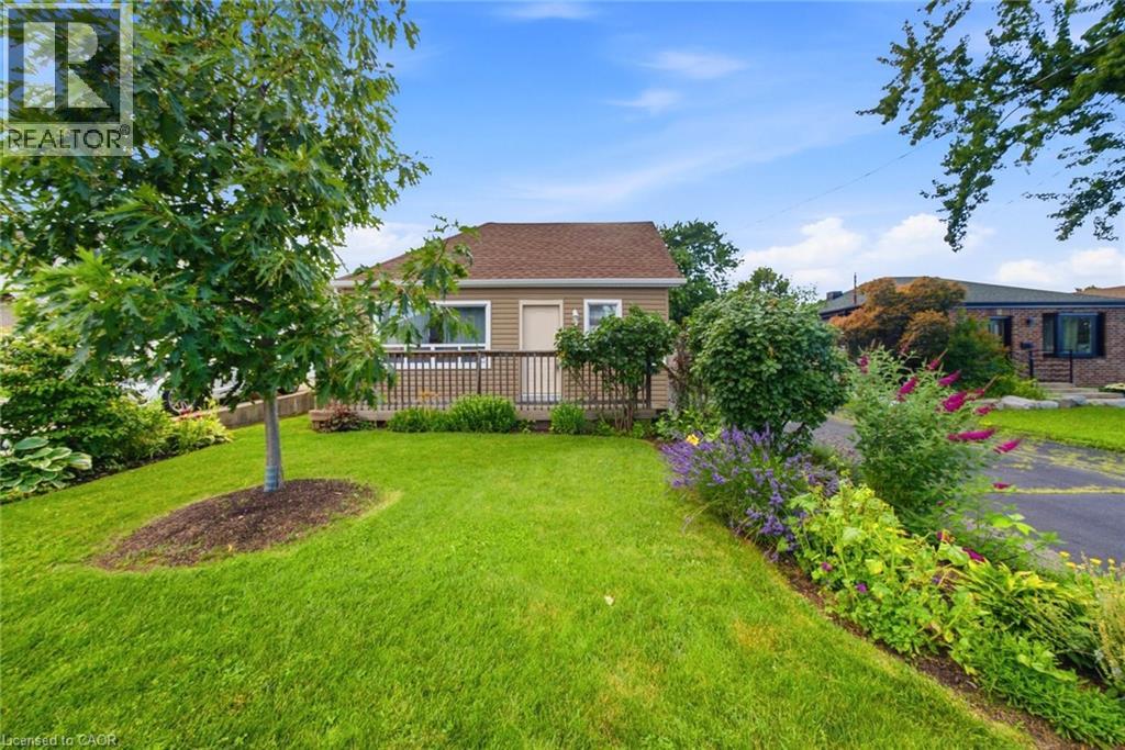 41 WORSLEY Road - 1