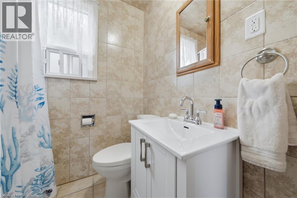 41 WORSLEY Road - 15