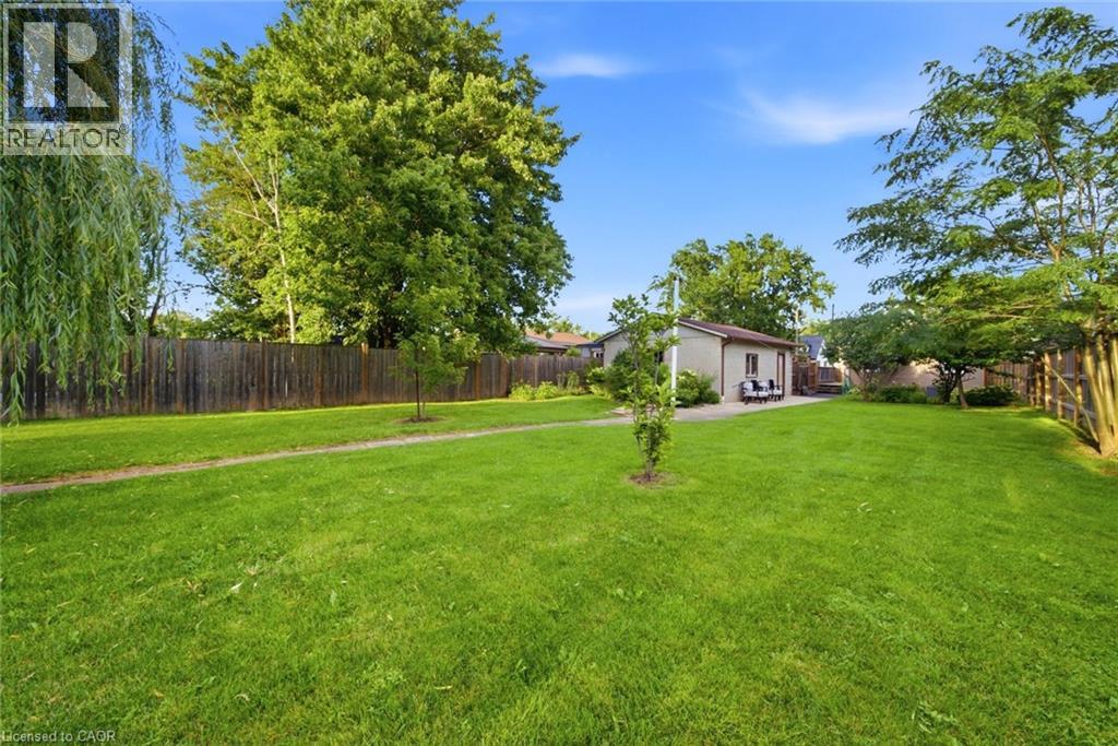 41 WORSLEY Road - 28