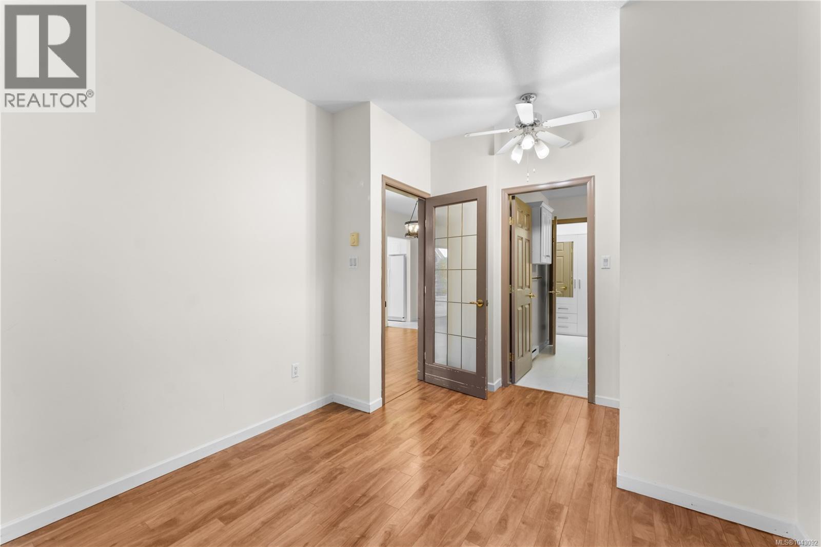 114 5620 Edgewater Lane, Nanaimo