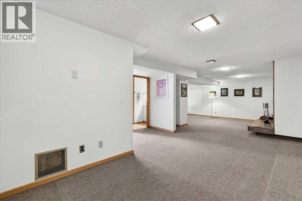 6403 Larkspur Way SW — photo 38