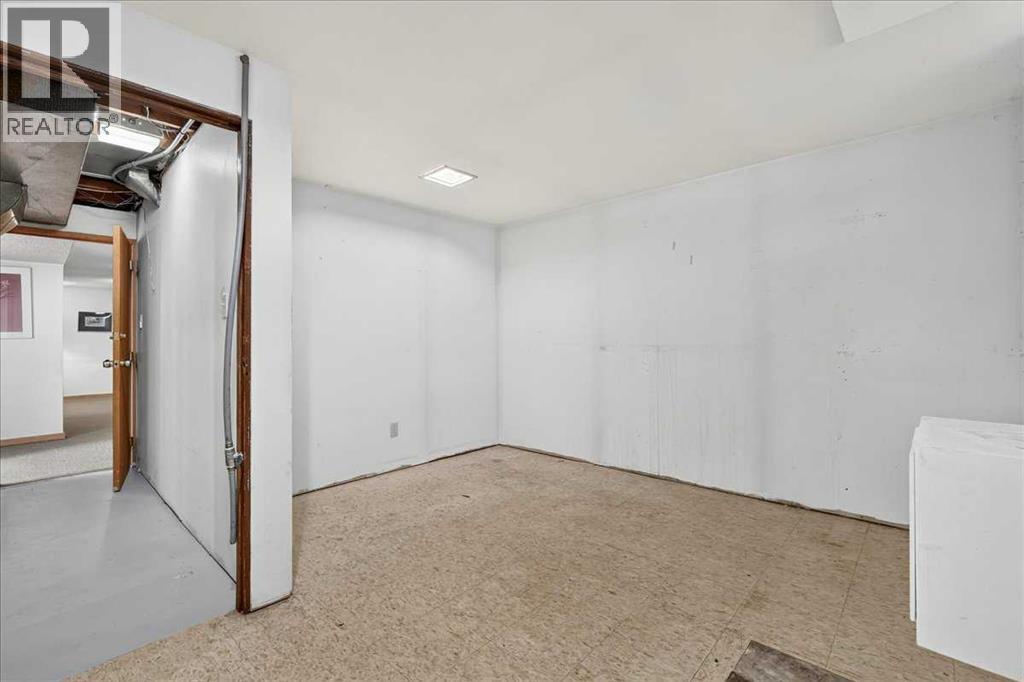 6403 Larkspur Way SW — photo 45