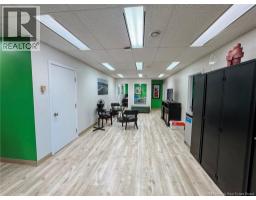 270 Douglas Avenue, photo 5