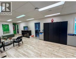 270 Douglas Avenue, Bathurst, NB E2A1M9 Photo 6