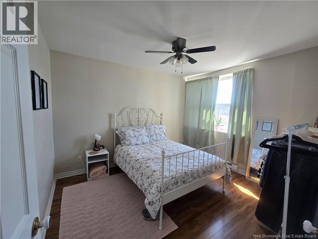 86 Main Street - 36
