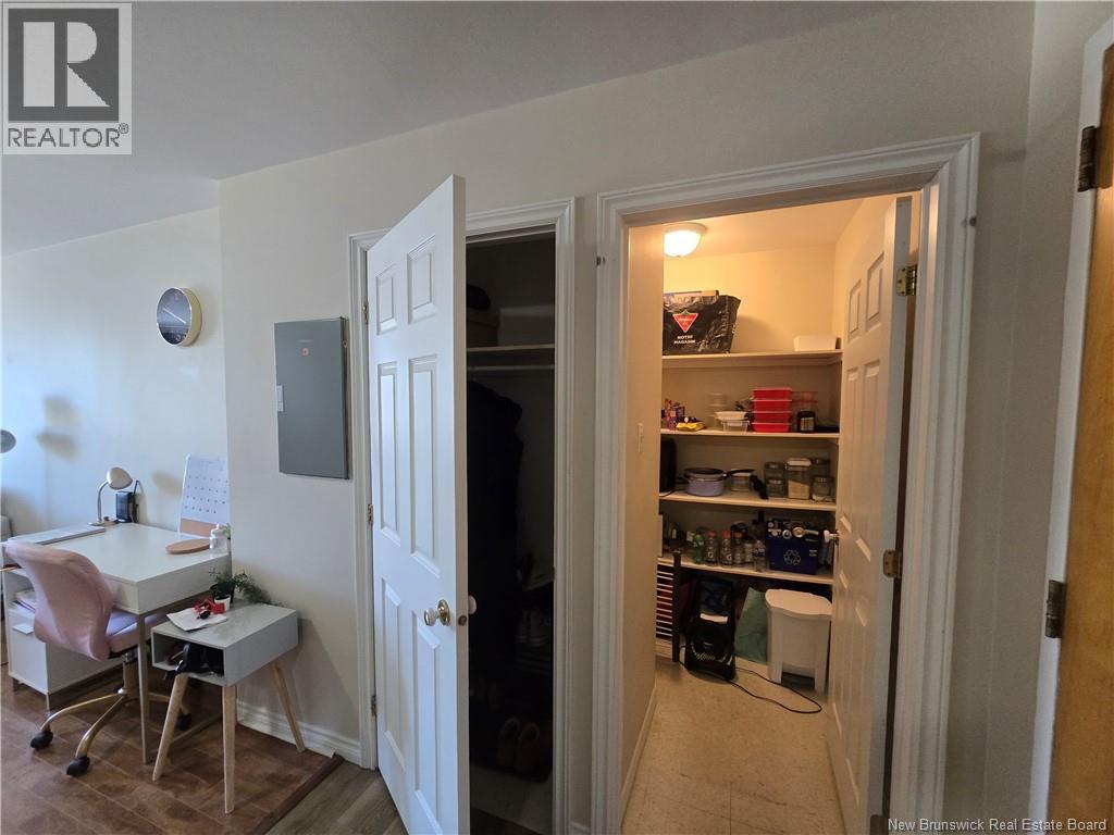 86 Main Street - 41
