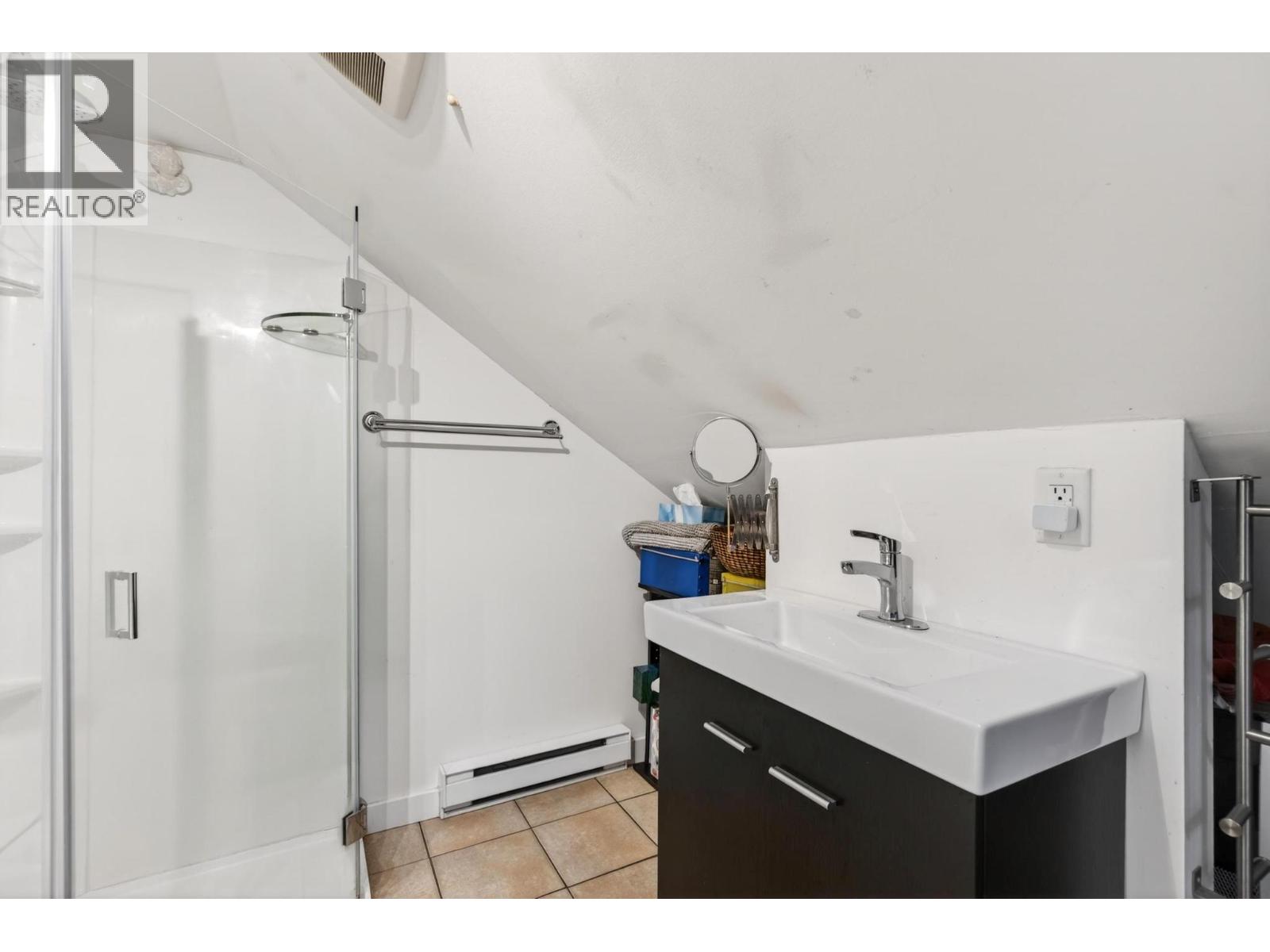 716 Lawson Avenue - 23