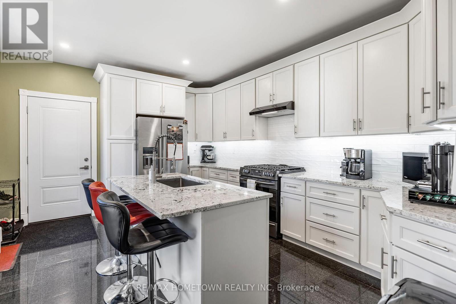 198 JAMES STREET W - 23