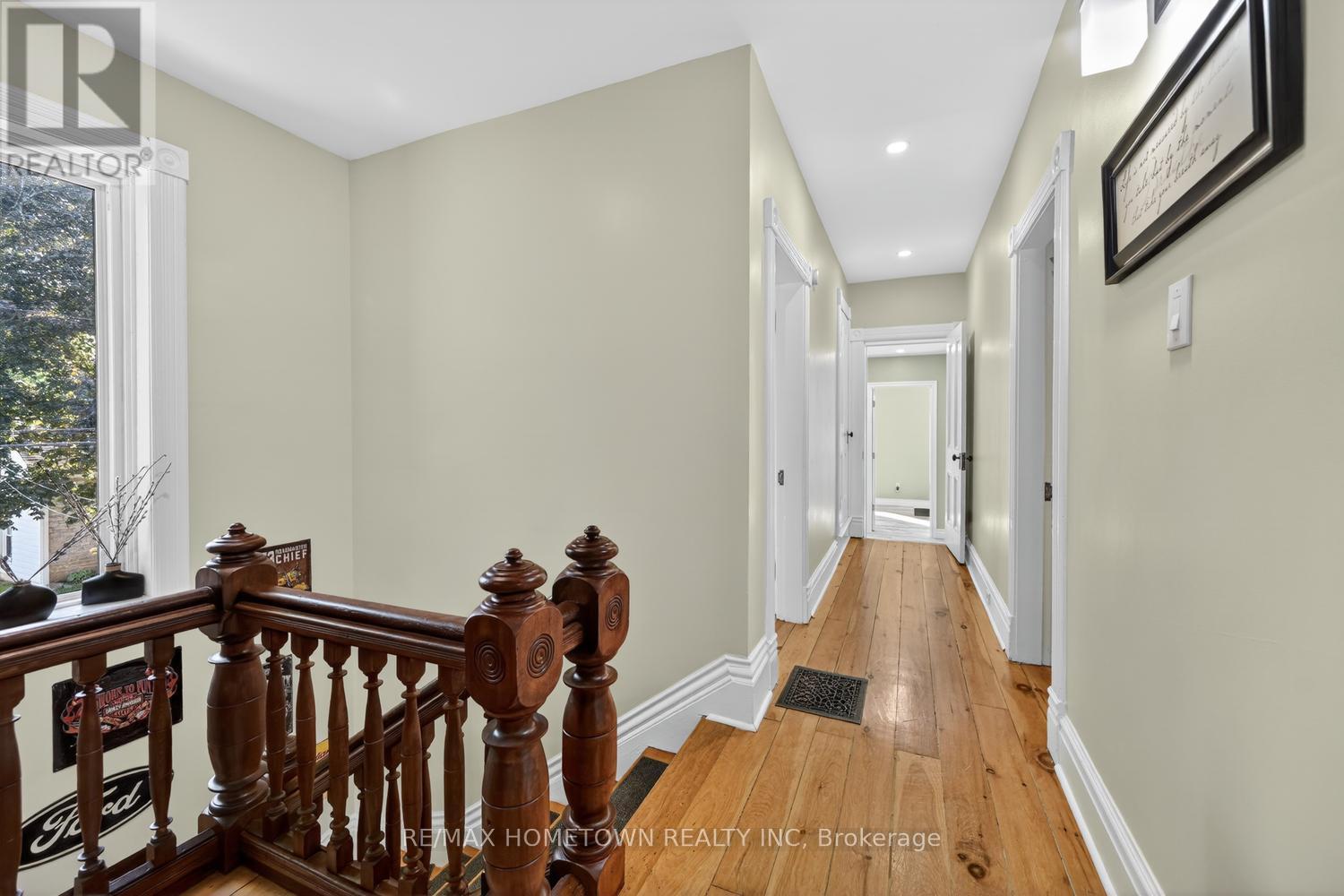 198 JAMES STREET W - 33