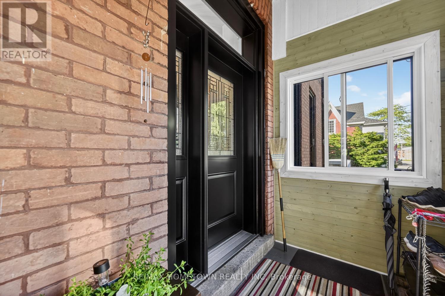 198 JAMES STREET W - 9