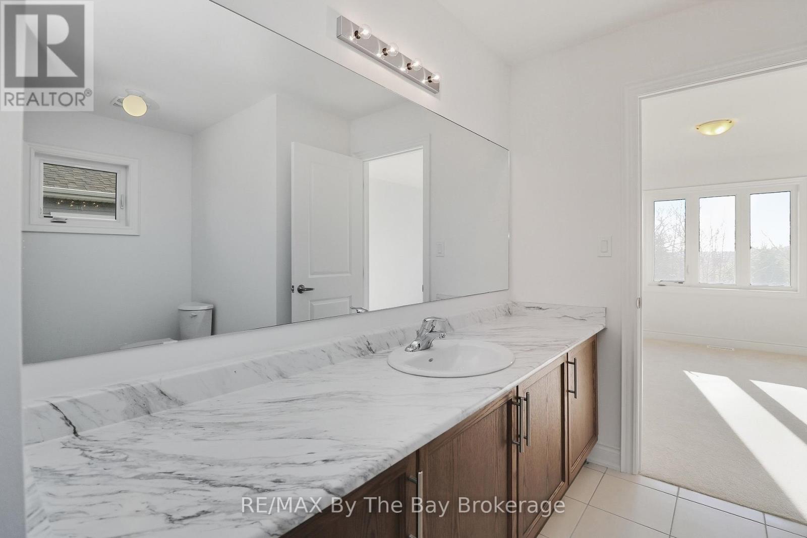 50 AMBER DRIVE - 16
