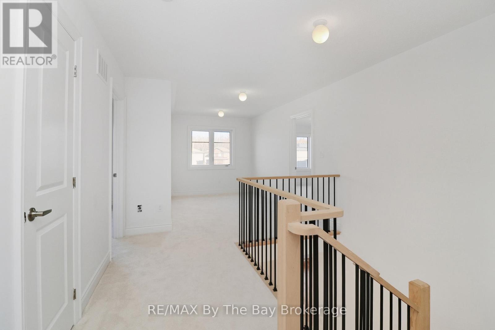 50 AMBER DRIVE - 11