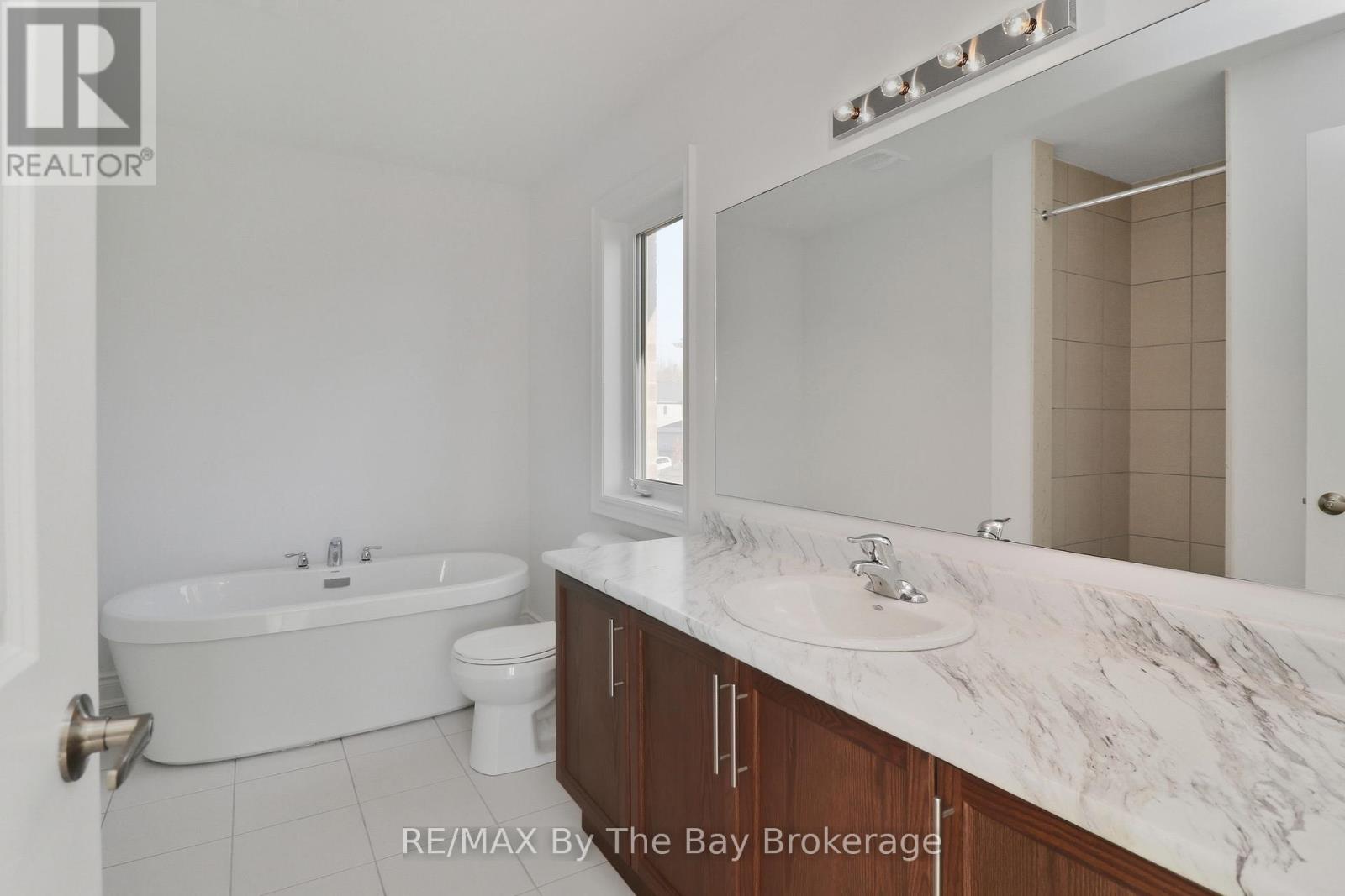 50 AMBER DRIVE - 22