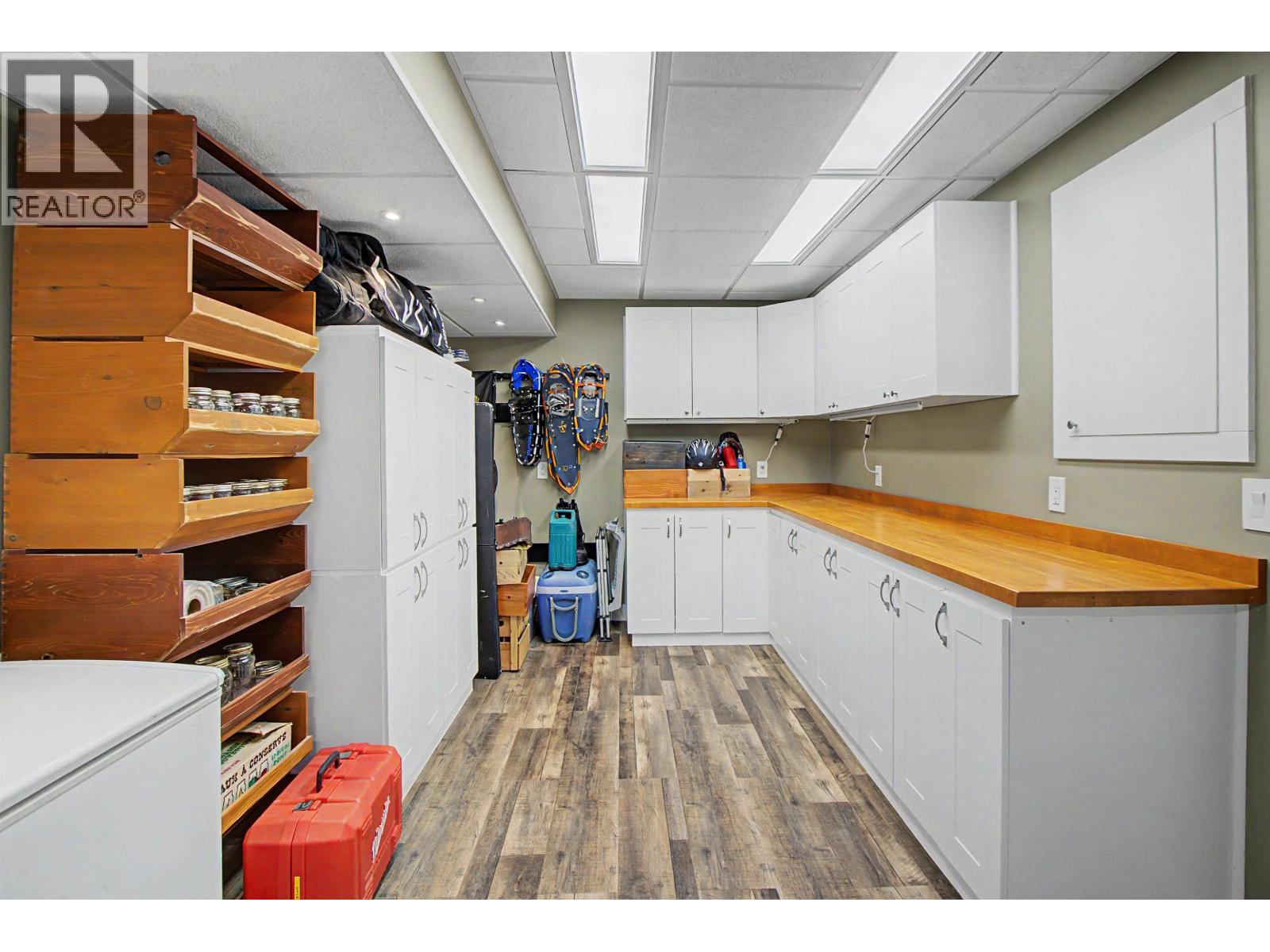 Photo 23 of 30 — 1257 ALEZA CRESCENT · Prince George, BC