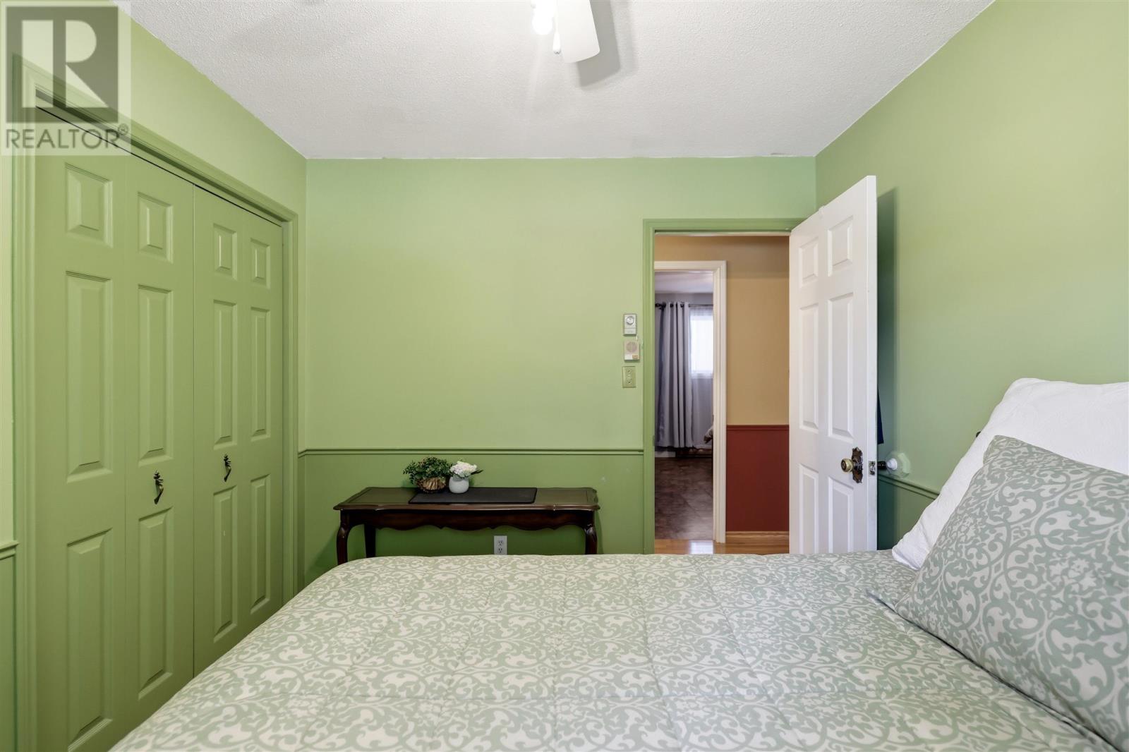 36 Parker AVE - 21