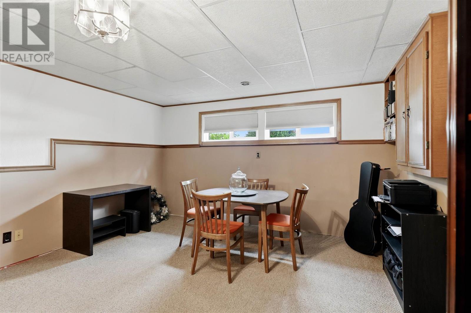36 Parker AVE - 27